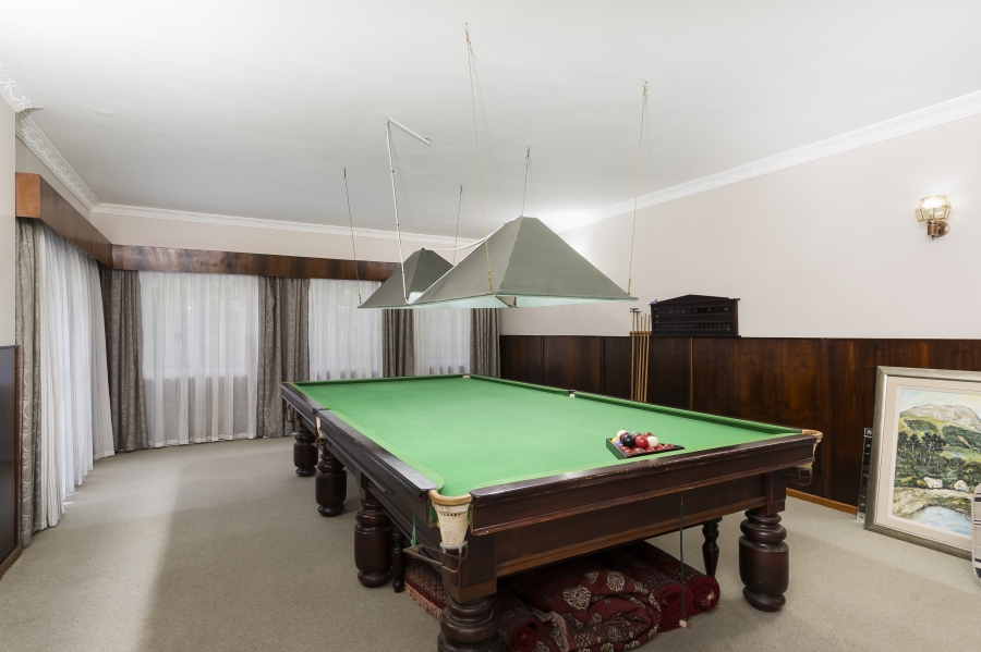 6 Bedroom Property for Sale in Gordons Bay Village Western Cape